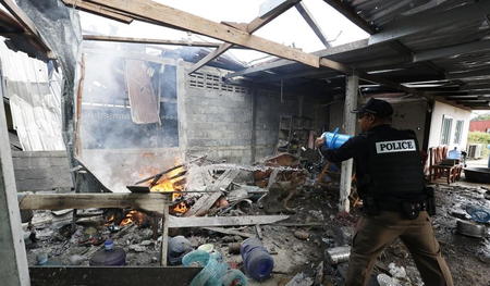 थाईलैंड और कंबोडिया में जारी तनाव के बीच विमान संचालन सामान्य थाईलैंड और कंबोडिया में जारी तनाव के बीच विमान संचालन सामान्य