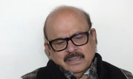 रामलीला मैदान में लगे नारों से कांग्रेस सांसद ने पल्ला झाड़ा, बोले-ये गुमराह कार्यकर्ताओं का काम रामलीला मैदान में लगे नारों से कांग्रेस सांसद ने पल्ला झाड़ा, बोले-ये गुमराह कार्यकर्ताओं का काम