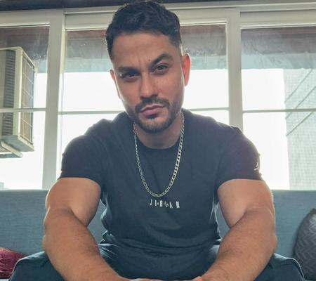 Kunal Kemmu reveals what makes cinema, and long-format content different for him Kunal Kemmu reveals what makes cinema, and long-format content different for him