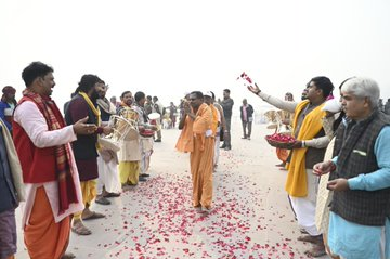 काशी तमिल संगमम : काशी में तमिल व्याकरण सीख रहे हैं युवा