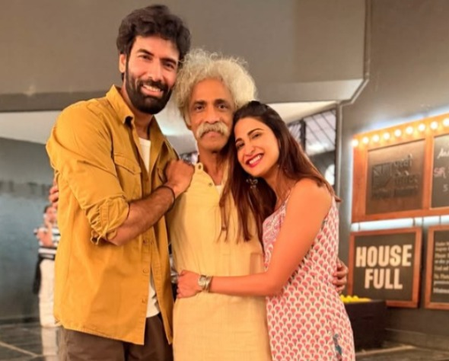 Aahana Kumra celebrates 14 years of 'Sir Sir Sarla', calls theatre her truest joy Aahana Kumra celebrates 14 years of 'Sir Sir Sarla', calls theatre her truest joy