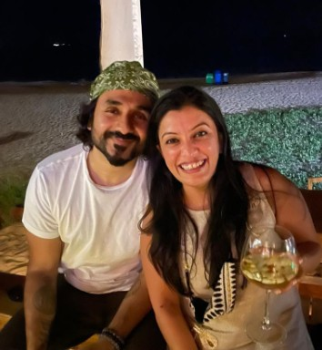 वीर दास ने खास अंदाज में किया पत्नी शिवानी माथुर को बर्थडे विश वीर दास ने खास अंदाज में किया पत्नी शिवानी माथुर को बर्थडे विश