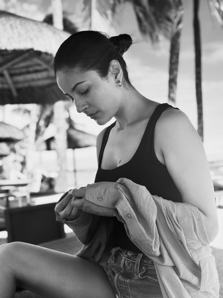 Shehnaaz Gill finds ‘wholeness in being alone’ Shehnaaz Gill finds ‘wholeness in being alone’