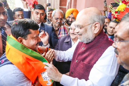 नितिन नबीन ने भाजपा के राष्ट्रीय कार्यकारी अध्यक्ष का पदभार किया ग्रहण, अमित शाह ने दी बधाई नितिन नबीन ने भाजपा के राष्ट्रीय कार्यकारी अध्यक्ष का पदभार किया ग्रहण, अमित शाह ने दी बधाई