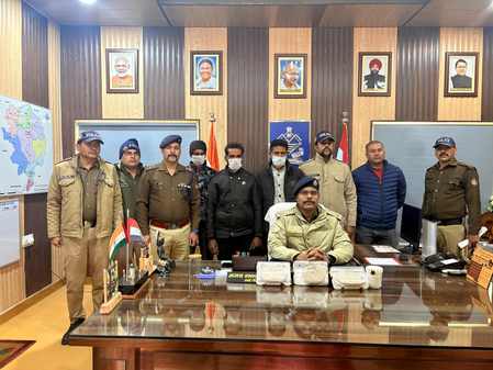 उत्तराखंड में साल की सबसे बड़ी ड्रग्स बरामदगी, 2.40 करोड़ की स्मैक के साथ तीन तस्कर गिरफ्तार