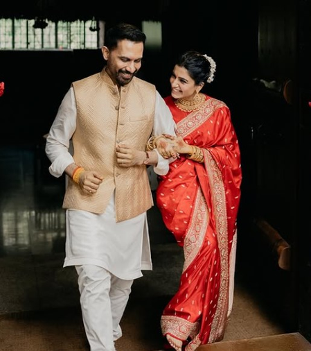 सिंहावलोकन 2025 सात फेरे लेकर एक-दूजे को दिया वचन, इस साल शादी के बंधन में बंधे ये सितारे सिंहावलोकन 2025 सात फेरे लेकर एक-दूजे को दिया वचन, इस साल शादी के बंधन में बंधे ये सितारे