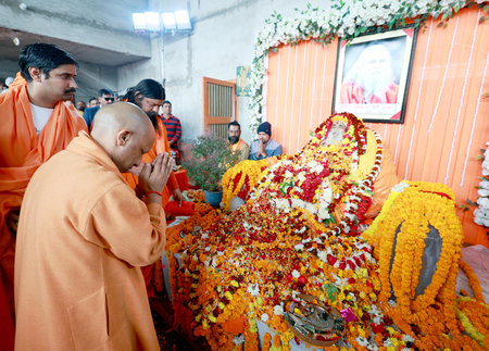 डॉ. रामविलास वेदांती महाराज का संपूर्ण जीवन रामकाज को समर्पित रहा सीएम योगी