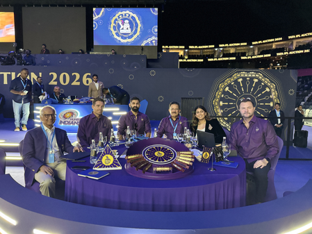 आईपीएल 2026 नीलामी केकेआर ने लुटाई सबसे ज्यादा रकम, मुंबई इंडियंस ने खर्चे सिर्फ 2.20 करोड़ आईपीएल 2026 नीलामी केकेआर ने लुटाई सबसे ज्यादा रकम, मुंबई इंडियंस ने खर्चे सिर्फ 2.20 करोड़