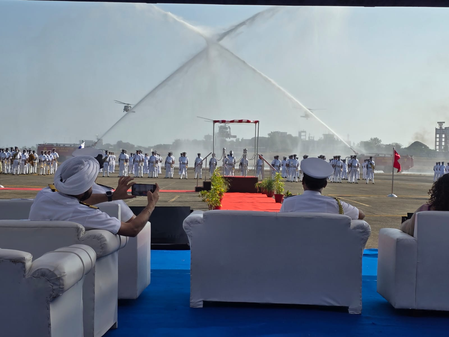 आईएनएएस 335 के कमीशन से नौसेना को समुद्र में मिली निर्णायक बढ़त एडमिरल दिनेश के त्रिपाठी आईएनएएस 335 के कमीशन से नौसेना को समुद्र में मिली निर्णायक बढ़त एडमिरल दिनेश के त्रिपाठी