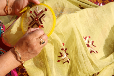 जम्मू और कश्मीर में हस्तशिल्प एवं हथकरघा निदेशालय ने पैकेजिंग और ब्रांडिंग पर वर्कशॉप का किया आयोजन जम्मू और कश्मीर में हस्तशिल्प एवं हथकरघा निदेशालय ने पैकेजिंग और ब्रांडिंग पर वर्कशॉप का किया आयोजन