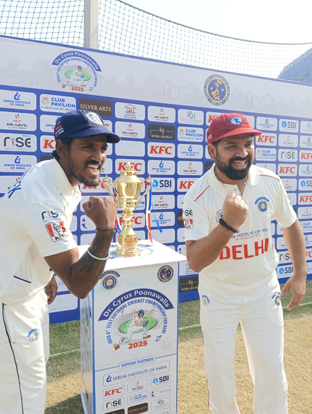 नेशनल क्रिकेट चैंपियनशिप फॉर डेफ के चौथे संस्करण की शुरुआत कोलकाता के मर्लिन राइज क्लब हुई नेशनल क्रिकेट चैंपियनशिप फॉर डेफ के चौथे संस्करण की शुरुआत कोलकाता के मर्लिन राइज क्लब हुई