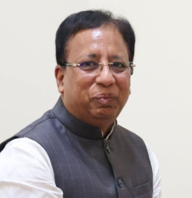 राबड़ी देवी, तेजस्वी यादव बताएं- चार मंजिला घर 3.5 लाख रुपए में कैसे खरीदा संजय जायसवाल