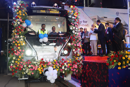 Ahmedabad gets its first ‘Make in India’ metro train Ahmedabad gets its first ‘Make in India’ metro train