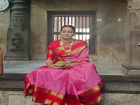 बाबा बैद्यनाथ के दर्शन करने पहुंची कंगना रनौत, नए साल से पहले लिया बाबा का आशीर्वाद