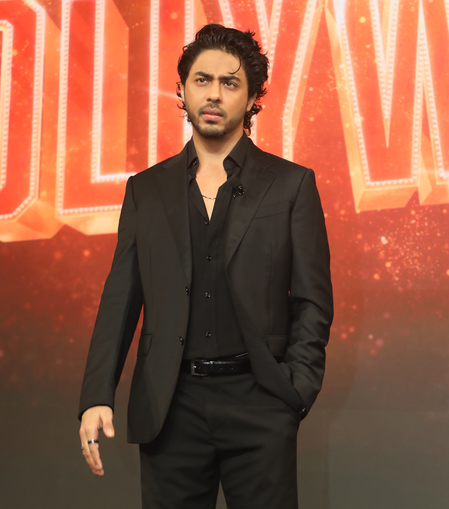 सिंहावलोकन 2025  सोनू सूद से आर्यन खान तक, इस साल निर्देशन में उतरे ये सितारे