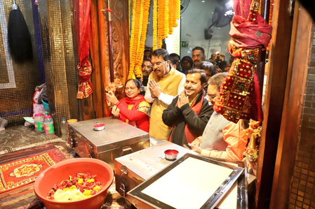 Nitin Nabin offers prayers at Goddess Kali, Durga and Akhandvasini temples in Patna