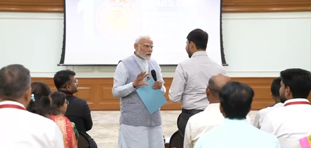 गुजरात युवाओं की उम्मीद पीएम मुद्रा योजना, भावनगर के आदित्य राठौर बने मिसाल