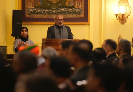 राष्ट्रपति मुर्मू के मार्गदर्शन में संथाली में संविधान का विमोचन, उपराष्ट्रपति राधाकृष्णन ने किया धन्यवाद