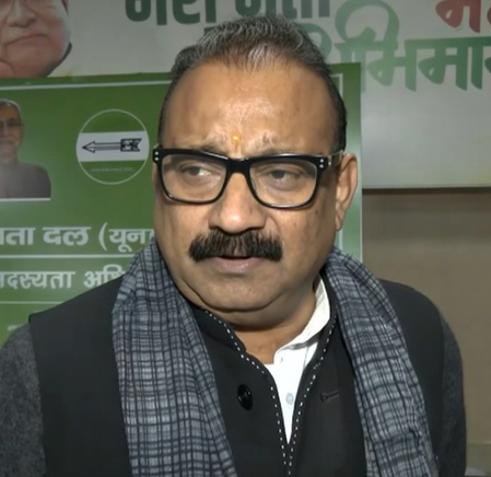 अशोक चौधरी ने पीएम मोदी के बयान का किया समर्थन, बोले- पाठ्यक्रम में महापुरुषों को उचित स्थान देना सराहनीय कदम