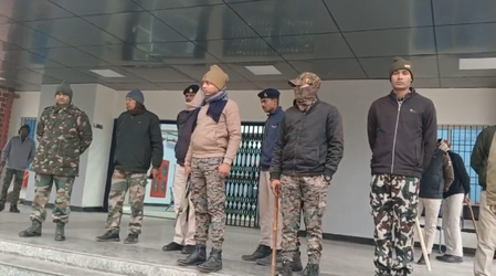 बिहार थावे दुर्गा मंदिर से चोरी करने वाला पुलिस के हत्थे चढ़ा, सोने के मुकुट के कई हिस्से बरामद