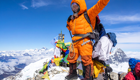 शिखर से इतिहास तक हौसले की उड़ान अंशु जमसेनपा, जिसने एवरेस्ट को बार-बार झुकाया शिखर से इतिहास तक हौसले की उड़ान अंशु जमसेनपा, जिसने एवरेस्ट को बार-बार झुकाया