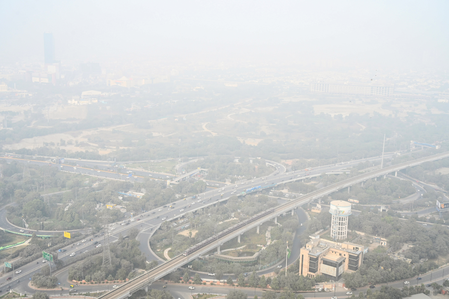 एनसीआर में वायु गुणवत्ता में गिरावट, ठंड और कोहरे ने बढ़ाई लोगों की मुश्किलें