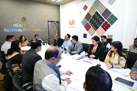 ओडिशा में राष्ट्रीय अनुसूचित जनजाति आयोग की समीक्षा बैठक, आदिवासी कल्याण योजनाओं पर केंद्रित चर्चा ओडिशा में राष्ट्रीय अनुसूचित जनजाति आयोग की समीक्षा बैठक, आदिवासी कल्याण योजनाओं पर केंद्रित चर्चा