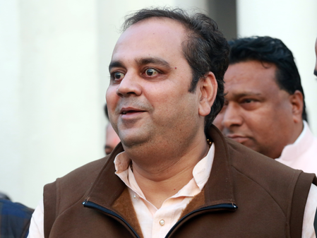 दिल्ली में नकली या घटिया दवा बर्दाश्त नहीं: स्वास्थ्य मंत्री पंकज सिंह