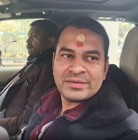 जेएनएयू में विवादित नारे पर भड़के तेज प्रताप, कहा- पद का सम्मान करना चाहिए