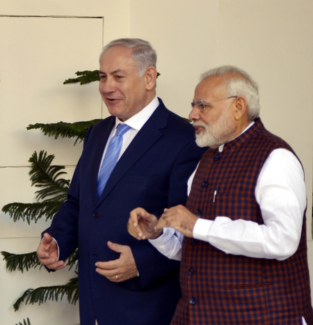 पीएम मोदी और नेतन्याहू ने फोन पर की बात, भारत-इजरायल संबंधों पर हुई चर्चा पीएम मोदी और नेतन्याहू ने फोन पर की बात, भारत-इजरायल संबंधों पर हुई चर्चा