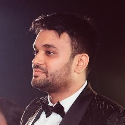 कोलकाता में आई-पीएसी कार्यालय और प्रतीक जैन के घर पर ईडी की रेड, ममता बनर्जी भी पहुंचीं