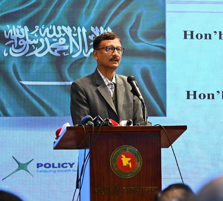 यूएस ने बांग्लादेश को वीजा बॉन्ड लिस्ट में जोड़ा, यूनुस के सलाहकार बोले-बहुत दुर्भाग्यपूर्ण