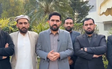 पीटीआई रविवार को कराची में करेगी जनसभा खैबर पख्तूनख्वा के मुख्यमंत्री