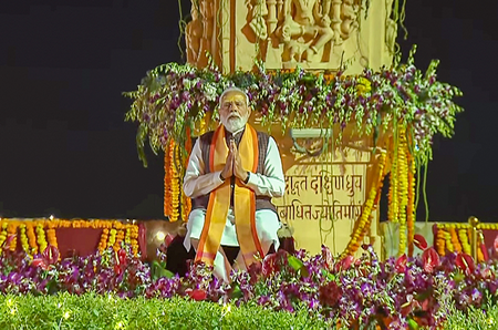 सोमनाथ शाश्वत दिव्यता का प्रतीक प्रधानमंत्री नरेंद्र मोदी