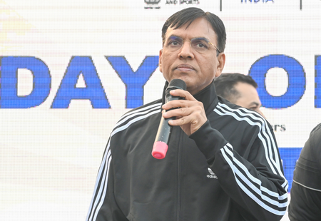 भारत को मिली विश्व एथलेटिक्स इंडोर चैंपियनशिप 2028 की मेजबानी, खेल मंत्री मनसुख मंडाविया ने जताई खुशी