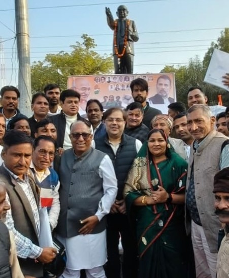 मनरेगा बचाओ संग्राम सवाई माधोपुर में कांग्रेसियों का उपवास-धरना, एआईसीसी सचिव एवं विधानसभा के उपनेता ने लिया हिस्सा