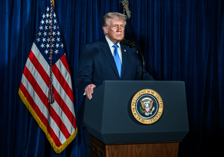 ट्रंप ने दी ईरान को 'बहुत कड़े' कदम उठाने की चेतावनी