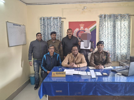 मालदा आरपीएफ की बड़ी कार्रवाई, टिकट दलाल गिरफ्तार और 59 मोबाइल फोन बरामद