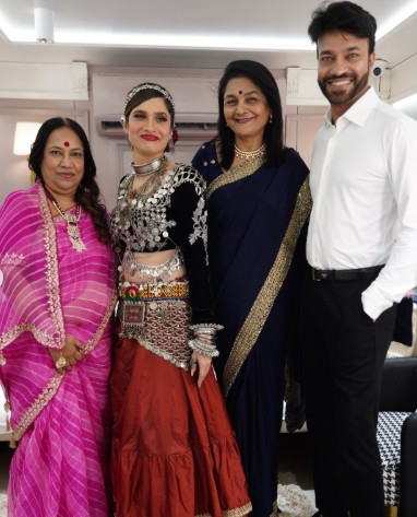 अंकिता लोखंडे ने सास पर लुटाया प्यार, जन्मदिन पर लिखा भावुक नोट अंकिता लोखंडे ने सास पर लुटाया प्यार, जन्मदिन पर लिखा भावुक नोट