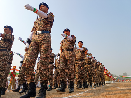 क्राउन रिप्रेजेंटेटिव पुलिस से शुरू हुआ सीआरपीएफ का सफर ; सरदार पटेल की कल्पना ने दी नई दिशा, रखी गई थी आंतरिक सुरक्षा की मजबूत नींव क्राउन रिप्रेजेंटेटिव पुलिस से शुरू हुआ सीआरपीएफ का सफर ; सरदार पटेल की कल्पना ने दी नई दिशा, रखी गई थी आंतरिक सुरक्षा की मजबूत नींव