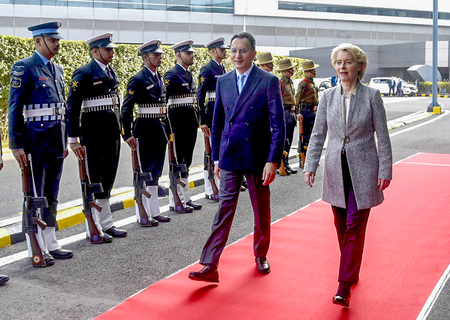 16वां ईयू-भारत समिट : रक्षा, तकनीक से लेकर कई मुद्दों पर होगी चर्चा 16वां ईयू-भारत समिट : रक्षा, तकनीक से लेकर कई मुद्दों पर होगी चर्चा