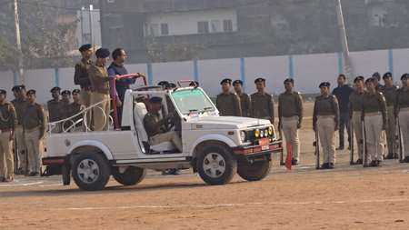 बिहार : नवादा में गणतंत्र दिवस की तैयारी तेज, हरिश्चंद स्टेडियम में मुख्य परेड का पूर्वाभ्यास