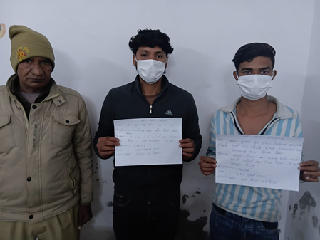 नोएडा: मोबाइल स्नैचिंग गैंग के दो आरोपी गिरफ्तार, रेकी कर चुराते थे मोबाइल