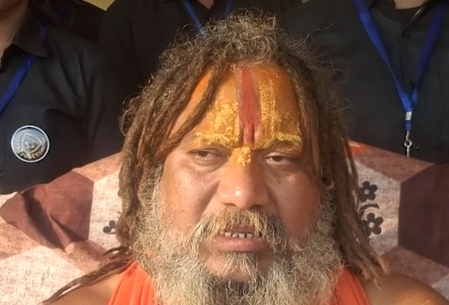 जो पीएम मोदी-सीएम योगी से खुश नहीं, वे सनातन के विरोधी हैं: जगद्गुरु परमहंस आचार्य