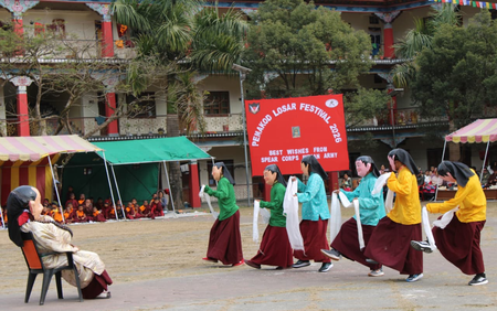 अरुणाचल प्रदेश: भारतीय सेना ने तुटिंग में बौद्ध समुदाय के साथ पेमाकोड लोसार मनाया