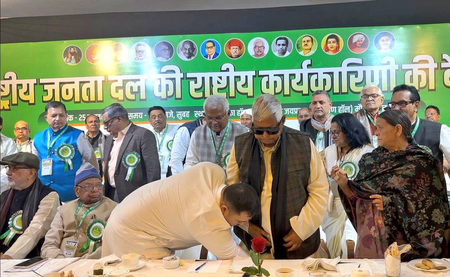 राष्ट्रीय जनता दल के कार्यकारी अध्यक्ष बने तेजस्वी यादव, बहन रोहिणी ने कसा तंज