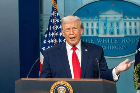 Trump urges end to Sanctuary Cities, reviews Minnesota shooting Trump urges end to Sanctuary Cities, reviews Minnesota shooting