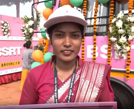बिहार में पिंक बसों की कमान संभालेंगी महिला ड्राइवर, गणतंत्र दिवस की झांकी में जीता पहला इनाम