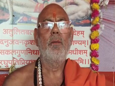 माघ मेले में कल्पवास के बाद हो रहा शैय्या दान, पापों से मुक्ति पाने के लिए भक्त कर रहे महादान