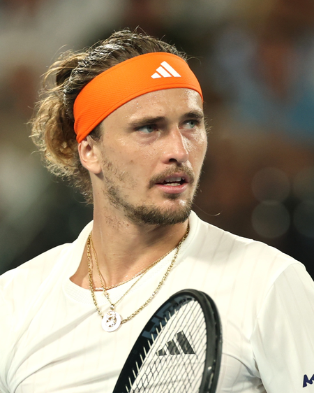 Zverev halts Tien's momentum to storm into third consecutive SF